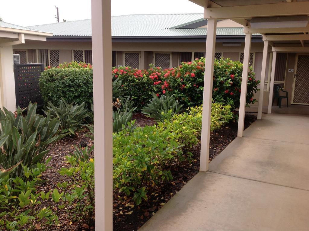Port Denison Motor Inn Bowen Extérieur photo